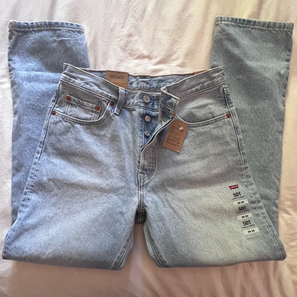 Levi’s 501 Straight Leg Jeans - Picture 1 of 7